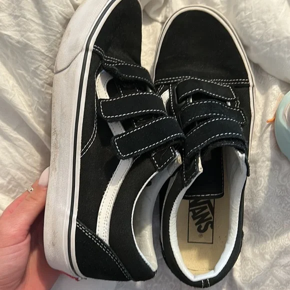 Black vans - Picture 3 of 5
